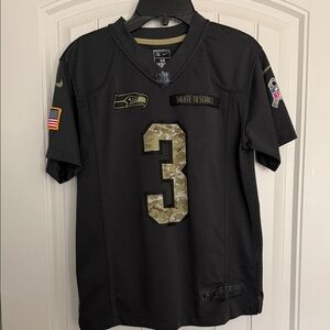 Nike Seahawks Wilson 3 Salute to Service Black and Camouflage Kids Jersey M 10-1